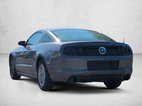 Used 2014 Ford Mustang Coupe RWD image 7