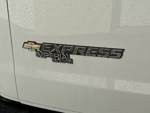 Used 2024 Chevrolet Express 2500 w/ Driver Convenience Package image 13