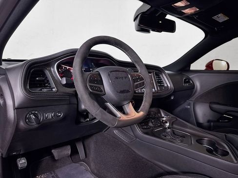 Used 2022 Dodge Challenger SRT Hellcat image 12