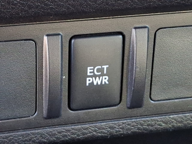 Used 2023 Toyota Tacoma TRD Sport w/ Black Out Package (TMS) AWD/4WD image 16