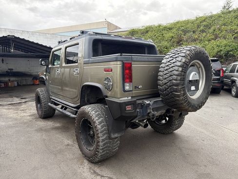 Used 2005 HUMMER H2 SUT AWD/4WD image 2
