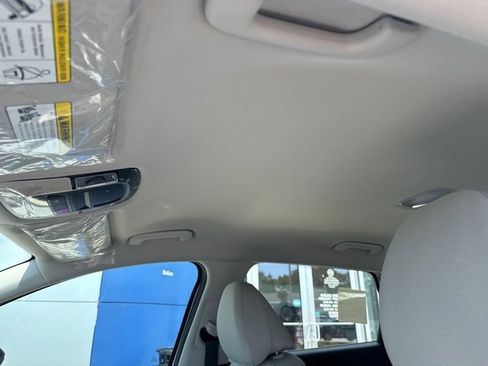 New 2025 Hyundai Tucson SE image 18