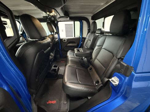 Used 2023 Jeep Gladiator Mojave w/ Dual Top Group image 23