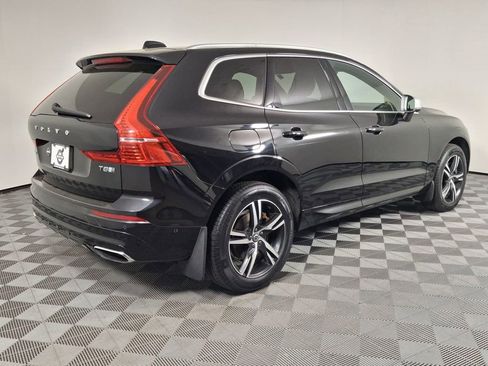 Used 2019 Volvo XC60 T8 R-Design w/ Advanced Package AWD/4WD image 4