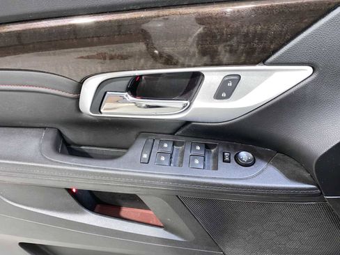 Used 2016 GMC Terrain Denali AWD/4WD image 22