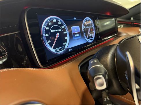 Used 2016 Mercedes-Benz S 63 AMG 4MATIC Coupe image 23