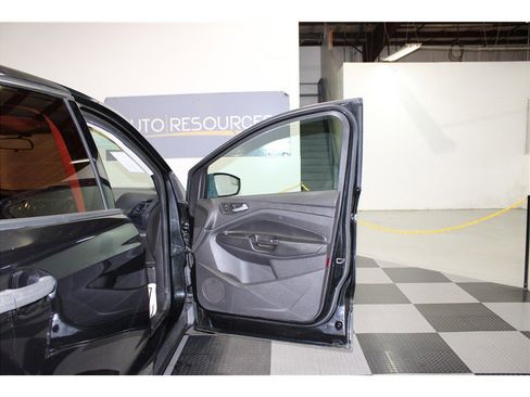 Used 2013 Ford Escape S image 23