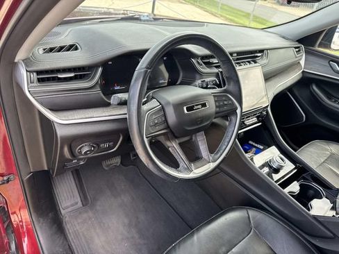 Used 2021 Jeep Grand Cherokee L Limited AWD/4WD image 35
