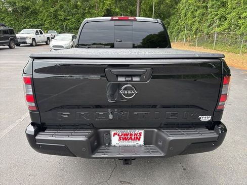 Used 2026 Nissan Frontier SV w/ Tow Package RWD image 4