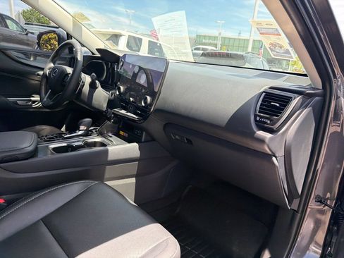 Used 2025 Lexus NX 350 AWD w/ Accessory Package (2T) image 33