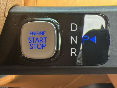 Used 2026 Hyundai Palisade Calligraphy FWD image 25