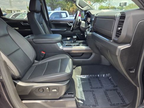 Certified 2024 Chevrolet Silverado 1500 LTZ w/ Technology Package AWD/4WD image 17