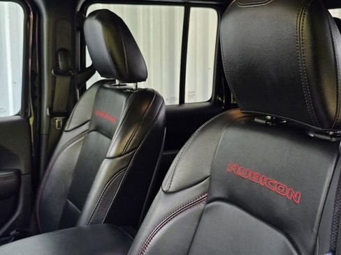 Used 2020 Jeep Gladiator Rubicon AWD/4WD image 31