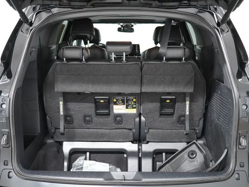 Used 2024 Toyota Sienna XSE w/ XSE Premium Package FWD image 25