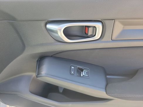 Used 2023 Honda Civic Sport image 12