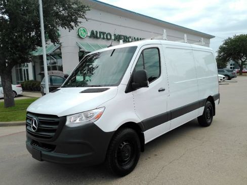 Used 2024 Mercedes-Benz Sprinter 2500 image 1