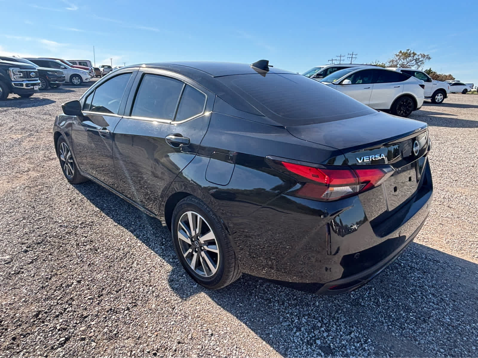 Used 2025 Nissan Versa SV FWD image 7