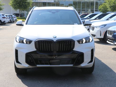 Certified 2026 BMW X5 xDrive40i w/ M Sport Package AWD/4WD image 7