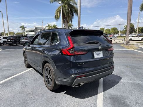 Used 2024 Honda CR-V Sport Touring image 6