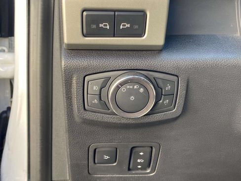 Used 2019 Ford F250 Lariat w/ Lariat Ultimate Package AWD/4WD image 19