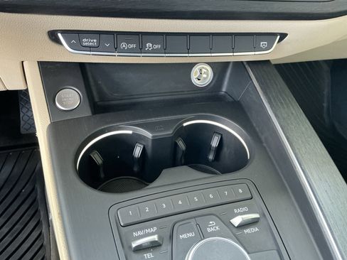 Used 2018 Audi A4 2.0T Premium w/ Convenience Package image 27