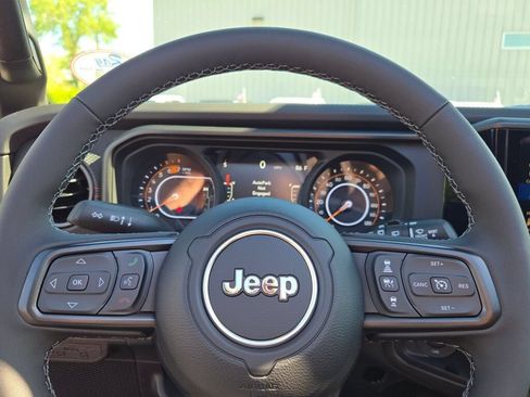 New 2026 Jeep Wrangler Unlimited Rubicon AWD/4WD image 35