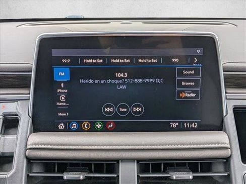 Used 2021 Chevrolet Tahoe Z71 image 12