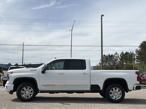 New 2026 Chevrolet Silverado 2500 High Country w/ Technology Package image 16