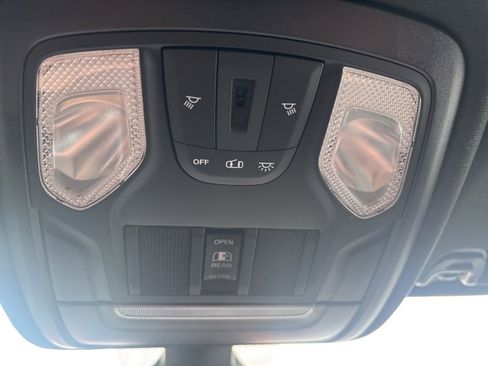 Used 2022 RAM 1500 Big Horn image 28