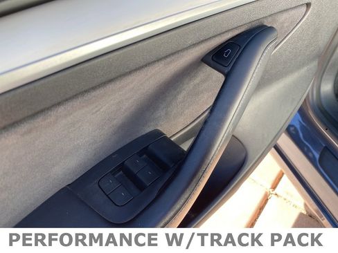 Used 2022 Tesla Model 3 Performance image 26