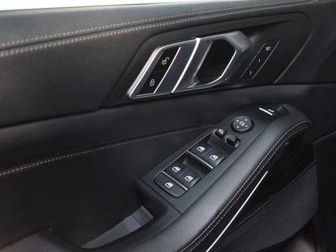 Used 2020 BMW X5 xDrive40i w/ Convenience Package image 27