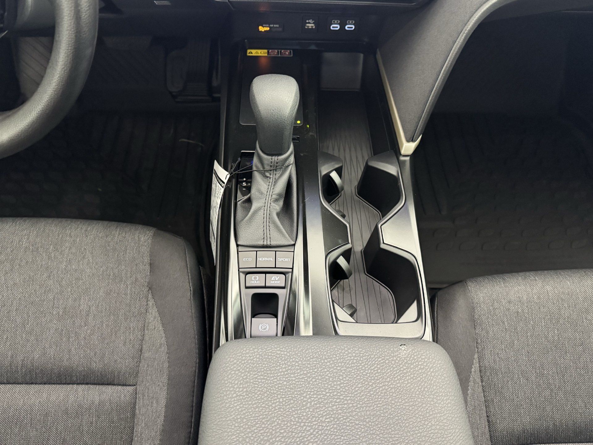 New 2026 Toyota Camry LE FWD image 8