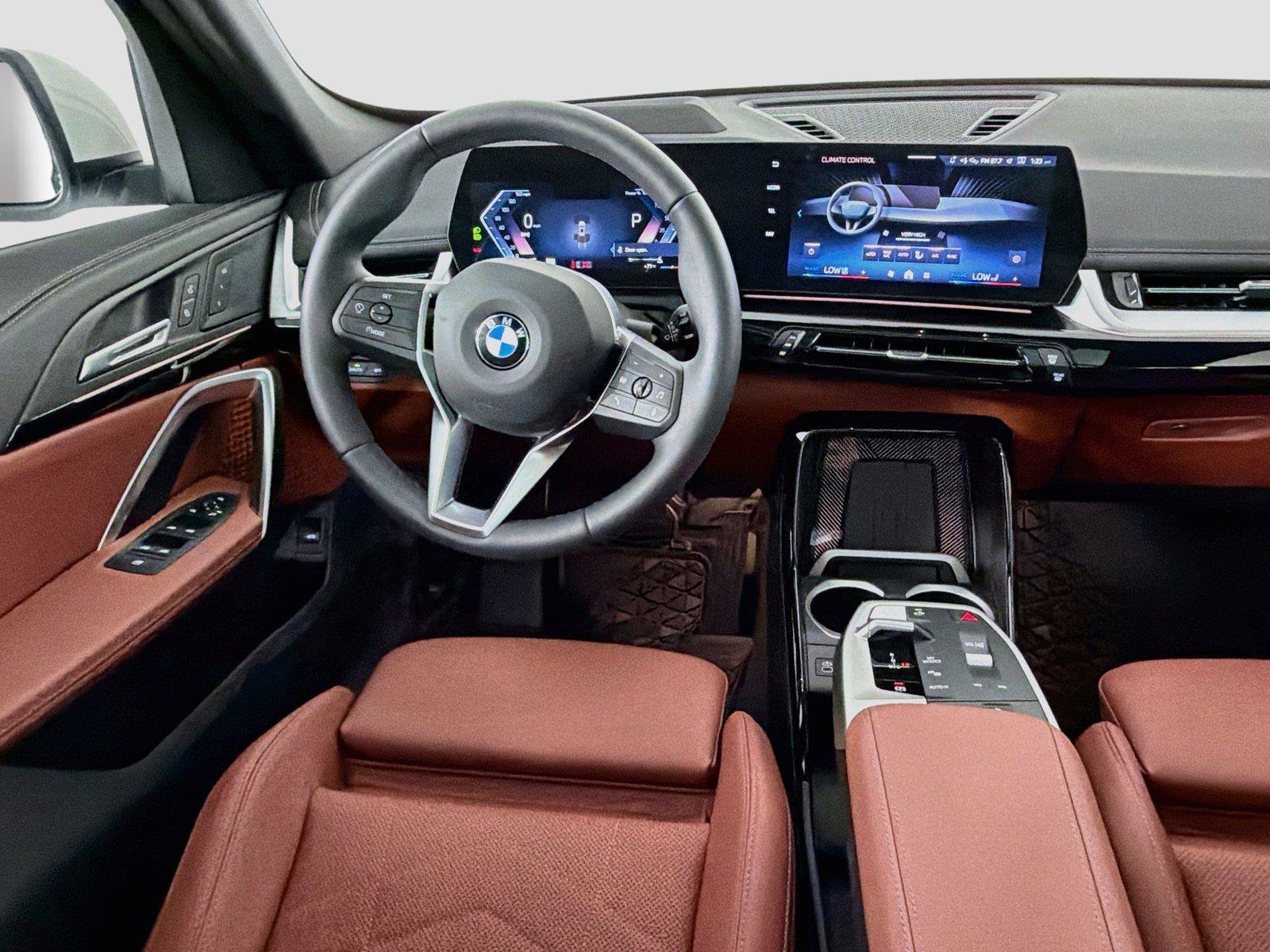 Used 2026 BMW X1 xDrive28i w/ Technology Package AWD/4WD image 22