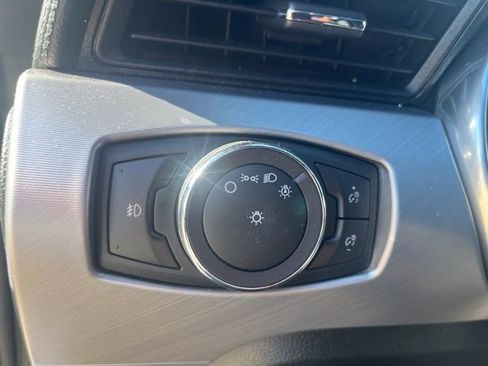 Used 2019 Ford Mustang Premium image 21