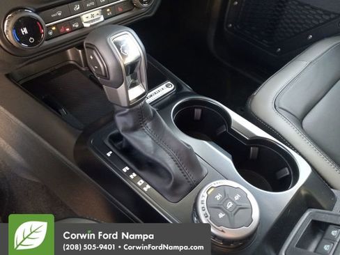 New 2025 Ford Bronco Outer Banks image 18