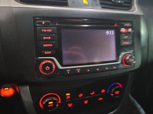 Used 2015 Nissan Sentra SR image 10