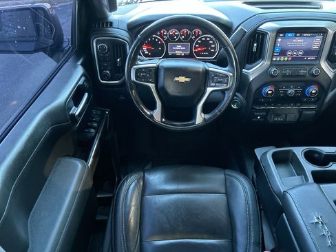 Used 2019 Chevrolet Silverado 1500 LT w/ All-Star Edition image 17