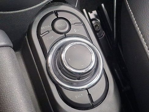 Used 2023 MINI Cooper S image 26