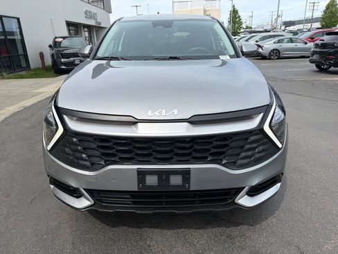 Certified 2023 Kia Sportage LX AWD/4WD image 3