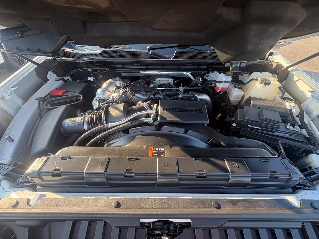 Used 2024 Chevrolet Silverado 2500 ZR2 w/ Technology Package AWD/4WD image 31