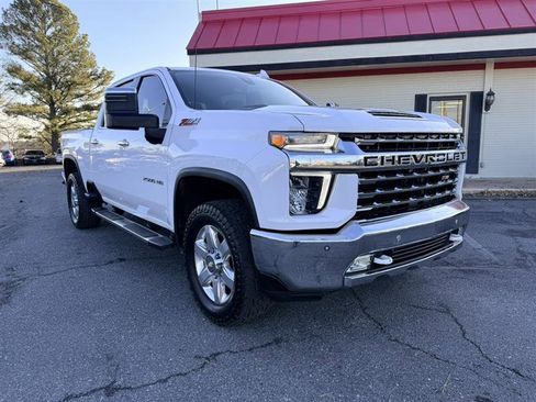 Used 2021 Chevrolet Silverado 2500 LTZ w/ LTZ Premium Package image 3