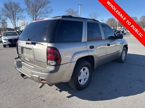 Used 2002 Chevrolet TrailBlazer LS w/ Preferred Equipment Group image 5