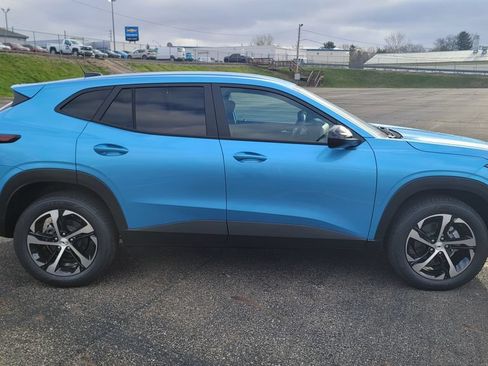 New 2026 Chevrolet Trax RS w/ Driver Confidence Package FWD image 14