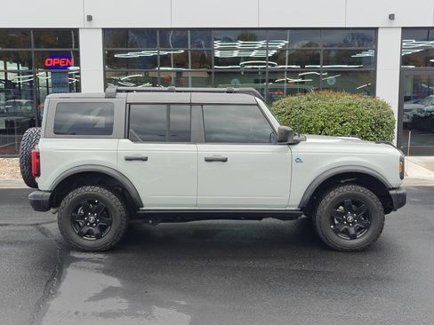 Used 2024 Ford Bronco Black Diamond image 8