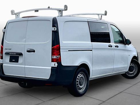 Used 2018 Mercedes-Benz Metris image 13