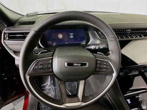 New 2025 Jeep Grand Cherokee L Limited w/ Trailer Tow Package image 6