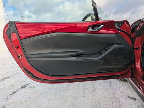 Used 2022 MAZDA MX-5 Miata Grand Touring image 6