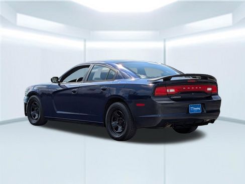 Used 2014 Dodge Charger Police w/ Street Appearance Group RWD image 4
