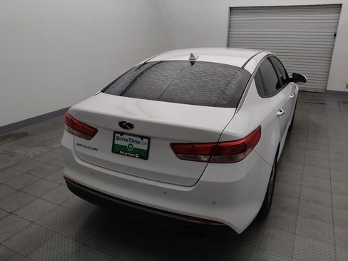 Used 2018 Kia Optima LX w/ Convenience Package FWD image 7