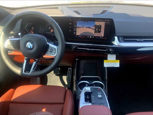 Used 2026 BMW X1 xDrive28i w/ Technology Package image 5